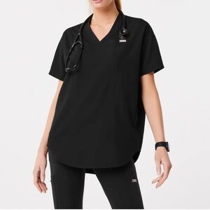 Figs Black Halle Short Sleeve V Neck Tunic Scrub Top